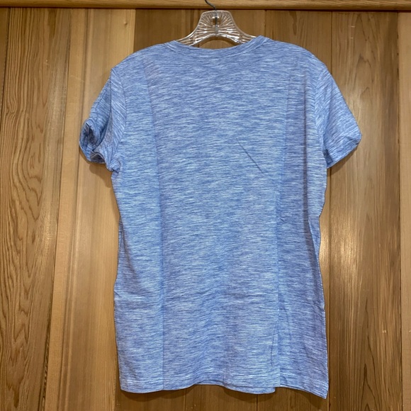 H&M blue and white t shirt - Picture 2 of 4